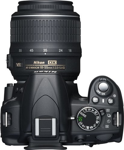 Foto tehnika / Digitālās spoguļkameras / Nikon D3100 18-55mm VR Kit +SD Card